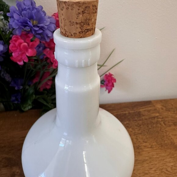 Vintage Milk Glass Bottle Dutch‎ Canal Scene Blue Transferware Bar Decor - Picture 4 of 6